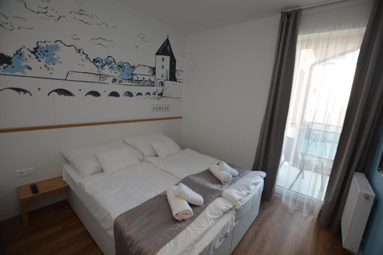 Bíbor Apartman Sárvár Exterior foto